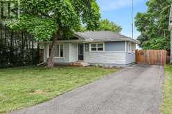 6 LINCOLN AVENUE | Grimsby Ontario | Slide Image One