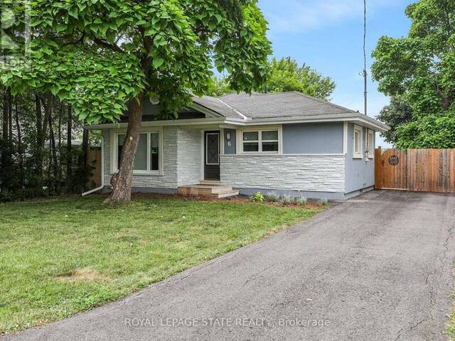 6 LINCOLN AVENUE Grimsby Ontario, L3M 1Y4 - 2 Bedrooms Home For Sale