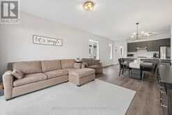 6 - 17 LAKEWOOD CRESCENT | Bobcaygeon Ontario | Slide Image Ten