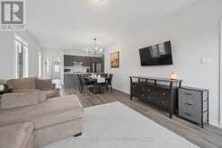 6 - 17 LAKEWOOD CRESCENT | Bobcaygeon Ontario | Slide Image Eleven