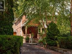 30 KELSONIA AVENUE Toronto Ontario, M1M 1B3