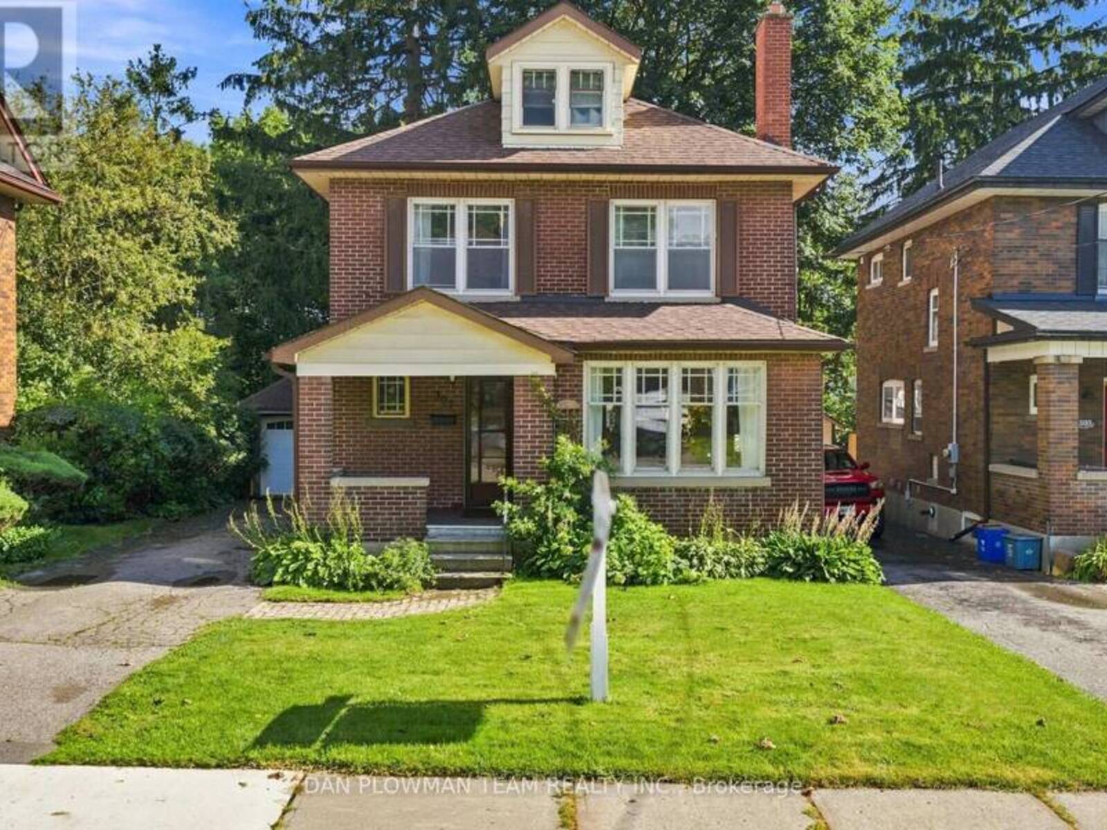 307 WILLIAM STREET E, Oshawa, Ontario L1G 1K9