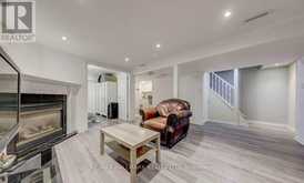 27 PUGSLEY AVENUE | Richmond Hill Ontario | Slide Image Ten