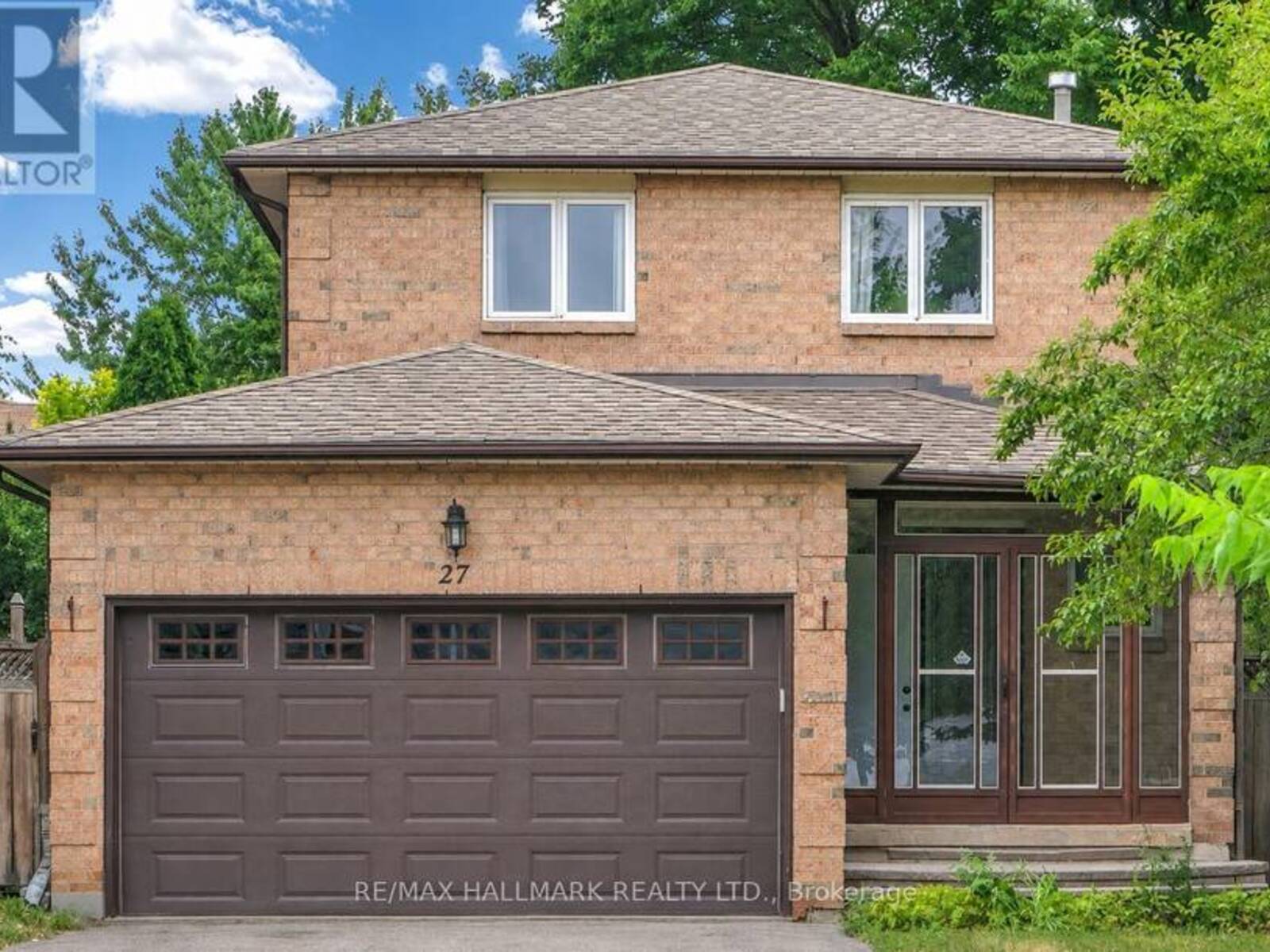 27 PUGSLEY AVENUE, Richmond Hill, Ontario L4C 8V2