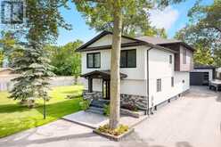 3951 ALBERTA AVENUE | Innisfil Ontario | Slide Image Three