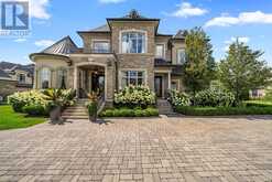 30 SPICEWOOD CRESCENT | Vaughan Ontario | Slide Image Two