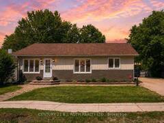 91 ELM STREET Angus Ontario, L0M 1B0