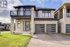 27 HEARTHWOOD GATE | Whitchurch-Stouffville Ontario | Slide Image One