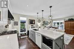 25 GLENGROVE AVENUE | Oro-Medonte Ontario | Slide Image Twelve