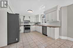 10 REBECCA COURT | Barrie Ontario | Slide Image Fourteen