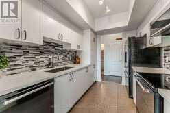 402 - 40 FERNDALE DRIVE S | Barrie Ontario | Slide Image Five