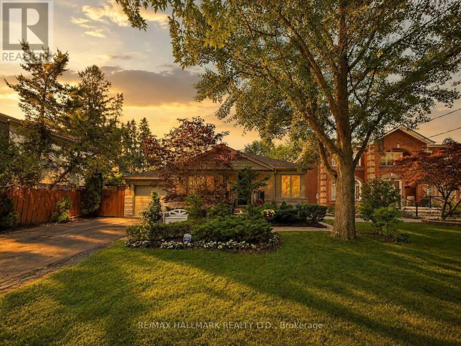 52 COLONEL DANFORTH TRAIL, Toronto, Ontario M1C 1R1