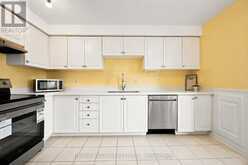 16 WHITE'S HILL AVENUE | Markham Ontario | Slide Image Twelve