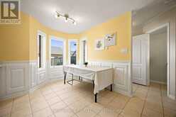 16 WHITE'S HILL AVENUE | Markham Ontario | Slide Image Thirteen