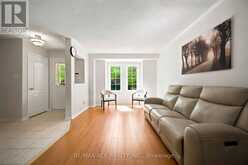 16 WHITE'S HILL AVENUE | Markham Ontario | Slide Image Four