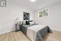 105 PARK AVENUE | Newmarket Ontario | Slide Image Eighteen