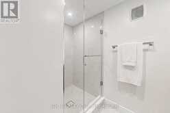 105 PARK AVENUE | Newmarket Ontario | Slide Image Twenty-seven
