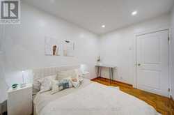 11 GLENORA AVENUE | Toronto Ontario | Slide Image Thirteen