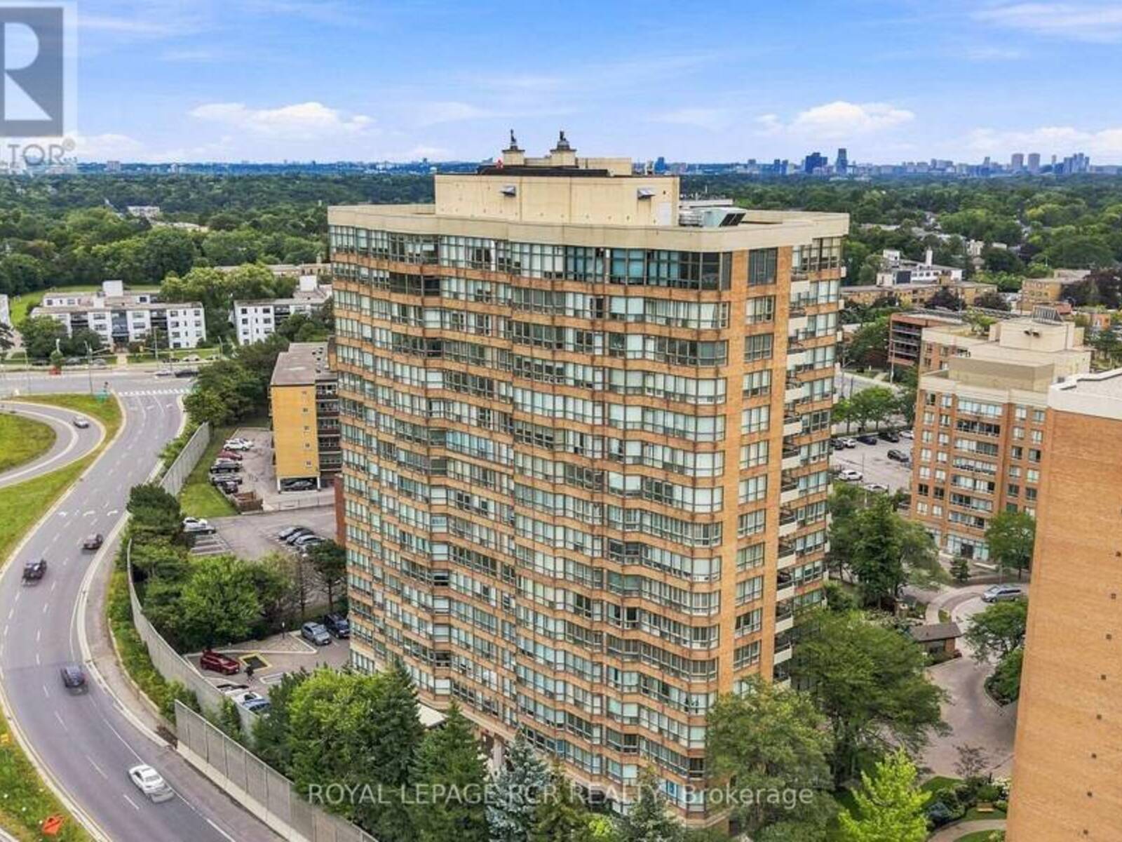 1016 - 268 RIDLEY BOULEVARD, Toronto, Ontario M5M 4N3