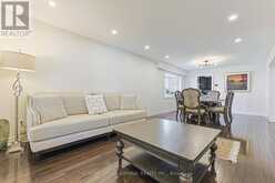 62 PICKETT CRESCENT | Richmond Hill Ontario | Slide Image Seven