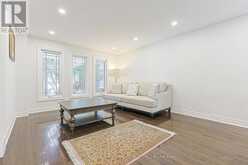 62 PICKETT CRESCENT | Richmond Hill Ontario | Slide Image Five