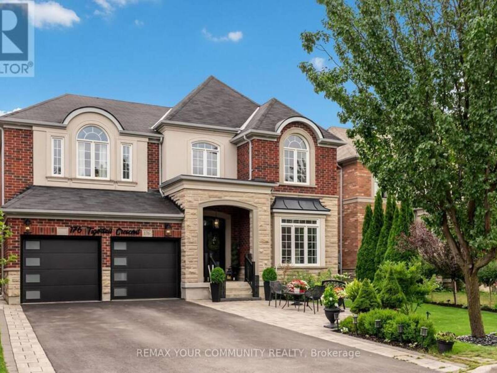 176 TIGERTAIL CRESCENT, Bradford West Gwillimbury, Ontario L3Z 0M4