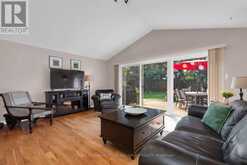 43 NICKLAUS DRIVE | Barrie Ontario | Slide Image Three