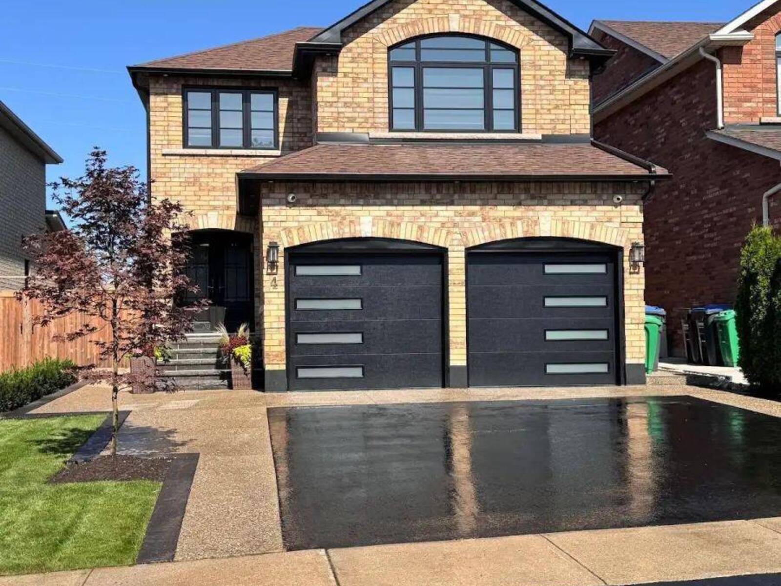 4 GRAY PARK, Caledon, Ontario L7E 2N3