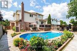 2067 HUNTERS WOOD DRIVE | Burlington Ontario | Slide Image Twenty-three