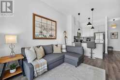 636 - 102 GROVEWOOD COMMON | Oakville Ontario | Slide Image Twelve