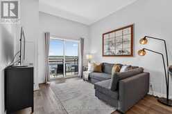 636 - 102 GROVEWOOD COMMON | Oakville Ontario | Slide Image Eight