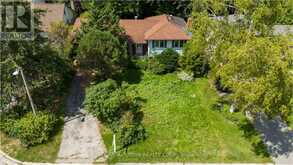 144 ULSTER DRIVE | Oakville Ontario | Slide Image Six
