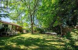 144 ULSTER DRIVE | Oakville Ontario | Slide Image Eight