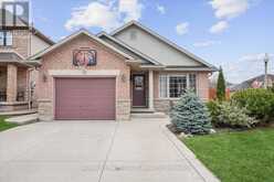 32 SONOMA LANE | Hamilton Ontario | Slide Image One
