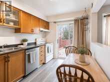186 PICKETT CRESCENT | Barrie Ontario | Slide Image Five