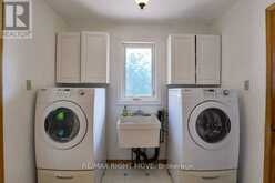 114 11TH LINE S | Oro-Medonte Ontario | Slide Image Thirty-two