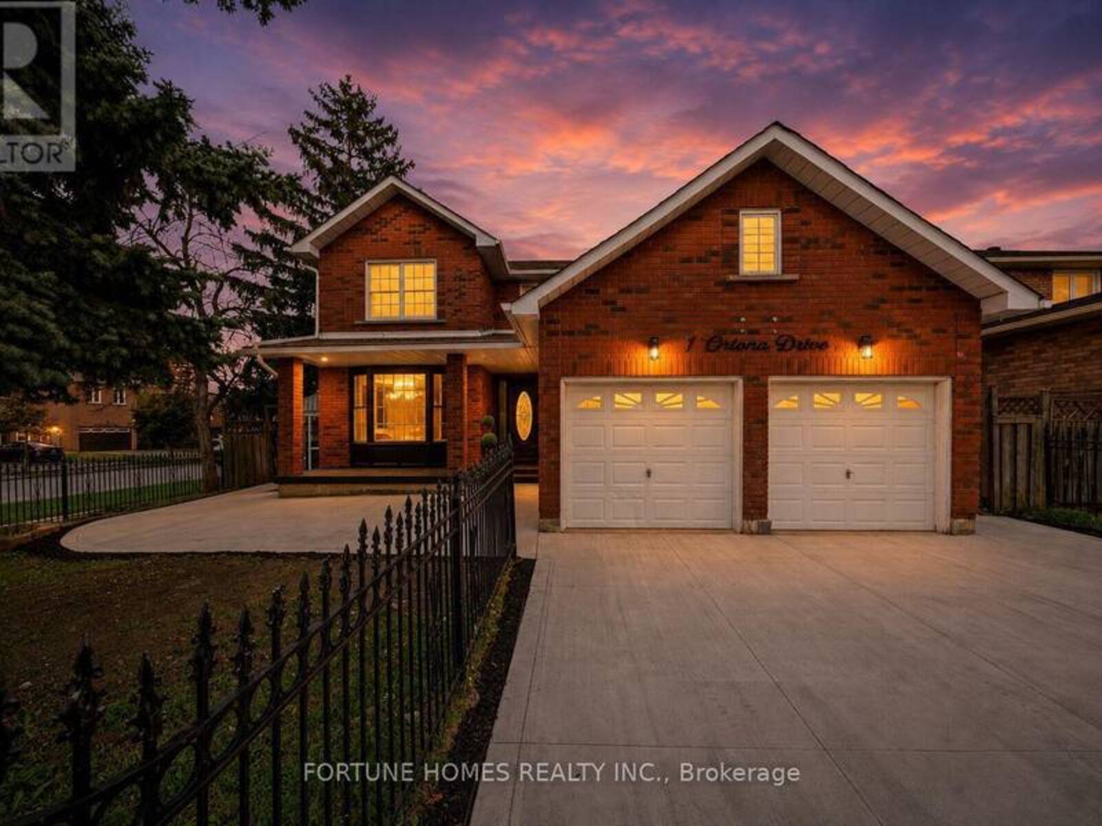 1 ORTONA DRIVE, Brampton, Ontario L6Y 3C9