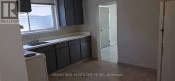 18 HIGH STREET | Waterloo Ontario | Slide Image Four