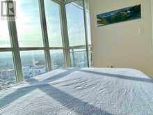 4011 - 21 ICEBOAT TERRACE | Toronto Ontario | Slide Image Twelve