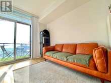 4011 - 21 ICEBOAT TERRACE | Toronto Ontario | Slide Image Five
