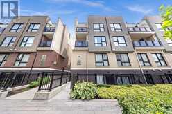 120 - 500 KINGBIRD GROVE | Toronto Ontario | Slide Image One