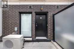120 - 500 KINGBIRD GROVE | Toronto Ontario | Slide Image Five