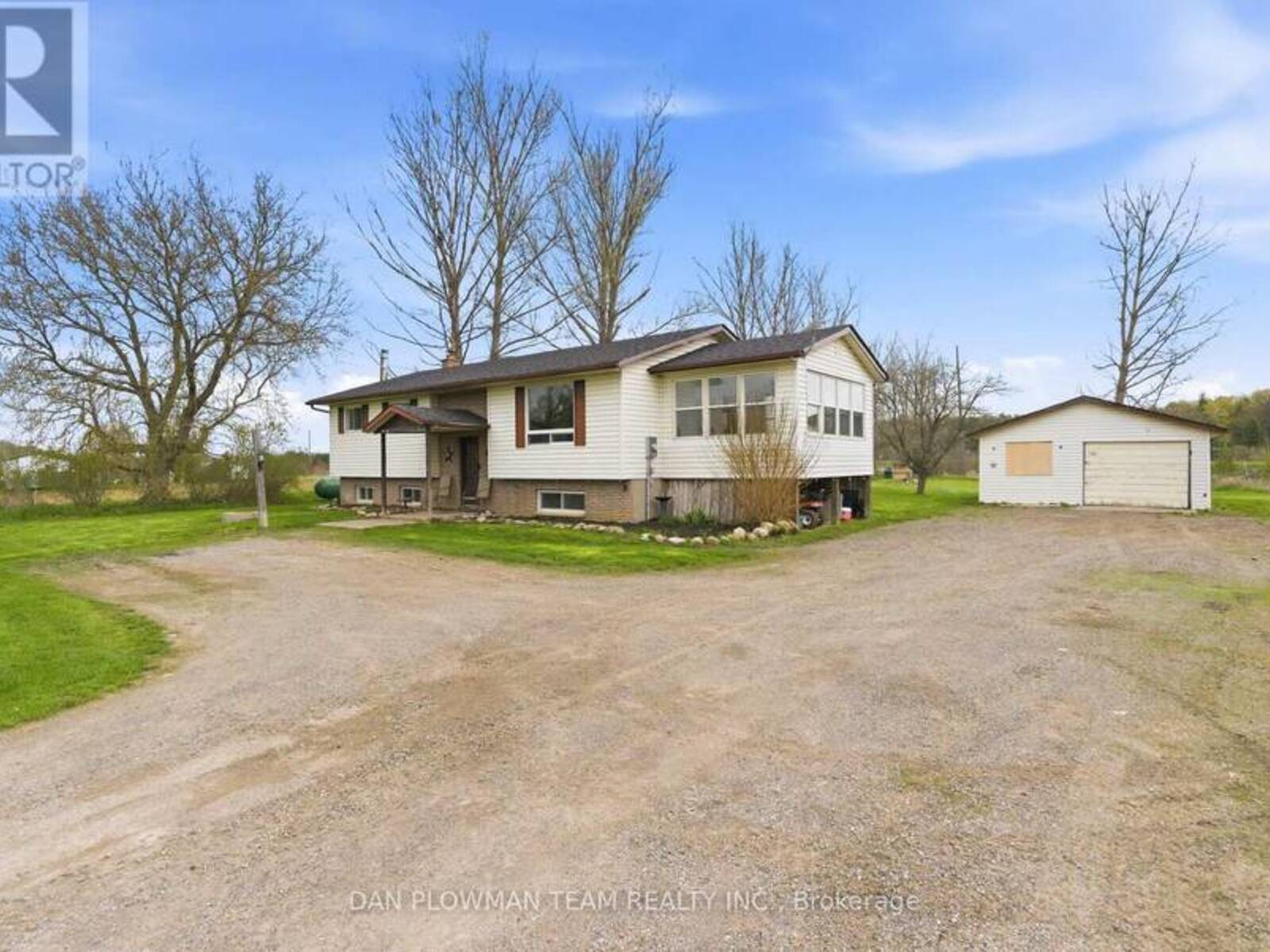 29 HYWOOD ROAD, Peterborough, Ontario K9J 6X7