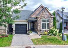 10 CANTERBURY CIRCLE | Orillia Ontario | Slide Image One