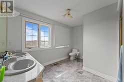 225 PARK ROAD S | Grimsby Ontario | Slide Image Thirty-seven