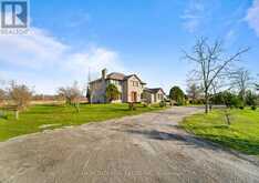 225 PARK ROAD S | Grimsby Ontario | Slide Image Four