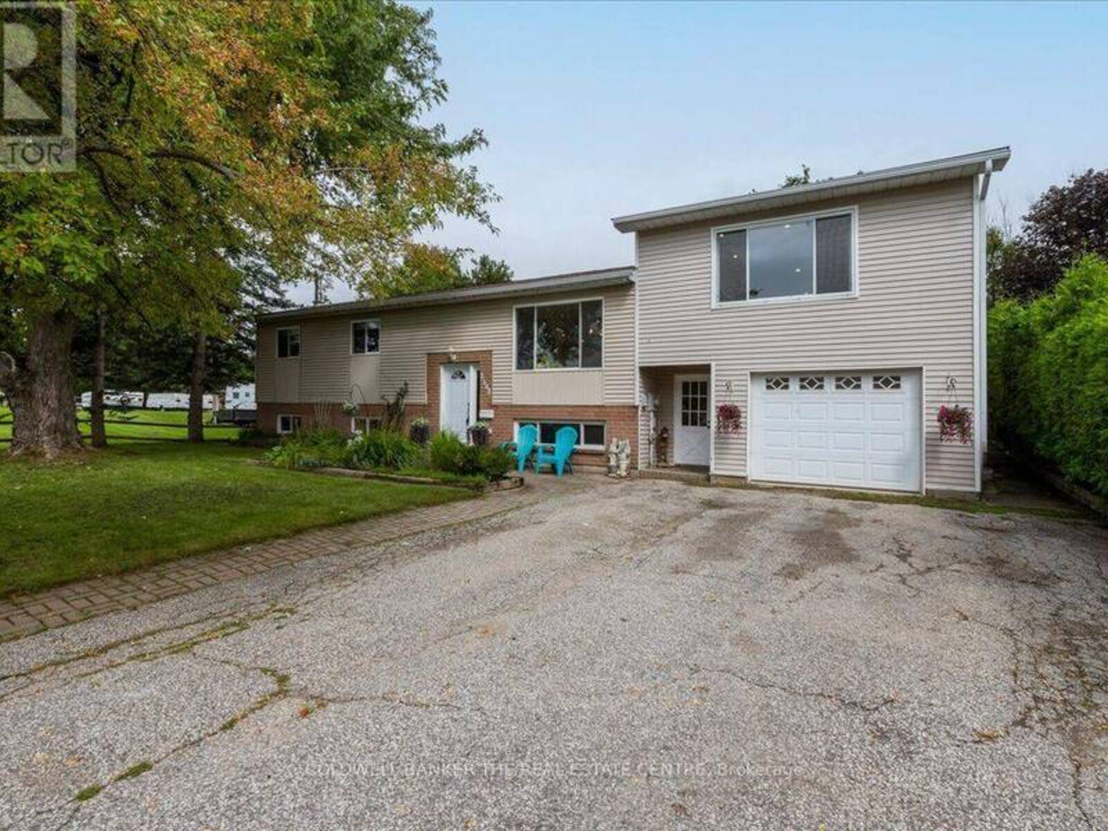 2593 LAWRENCE AVENUE, Innisfil, Ontario L9S 1C7