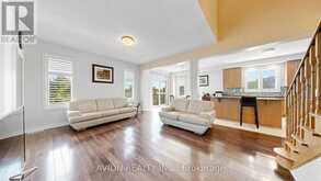 107 ALEXANDER LAWRIE AVENUE | Markham Ontario | Slide Image Thirteen