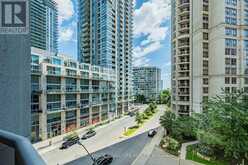 525 - 3888 DUKE OF YORK BOULEVARD | Mississauga Ontario | Slide Image Thirty-three