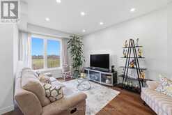 134 BEDROCK DRIVE | Hamilton Ontario | Slide Image Four